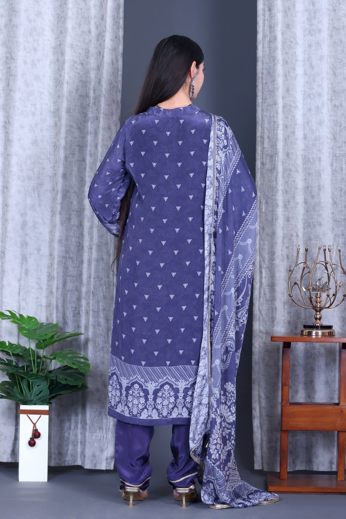 Zehra Neel Jaal Unstitched Crepe Set - Label Tu Hai