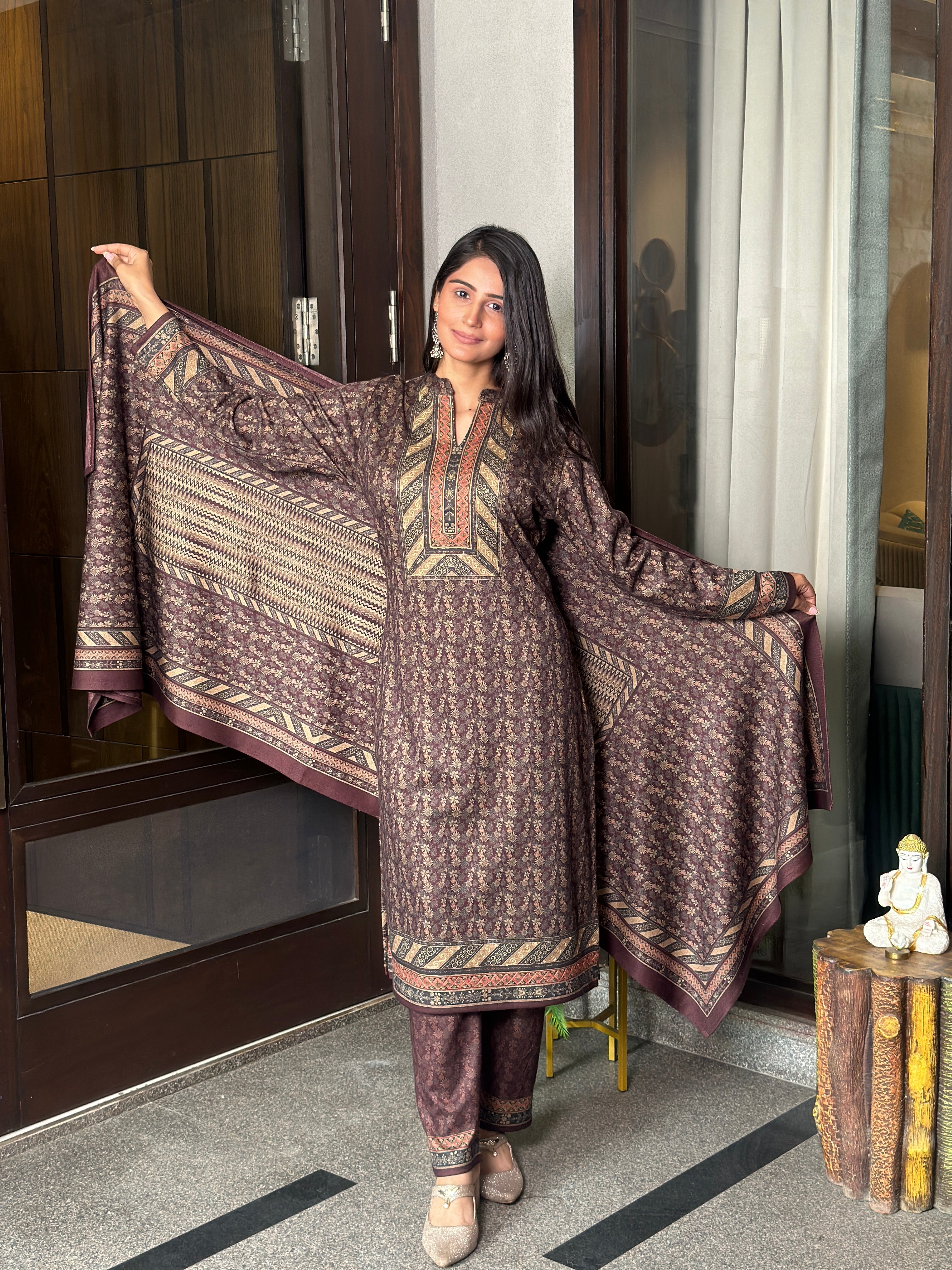 Classic Harmony - Label Tu Hai