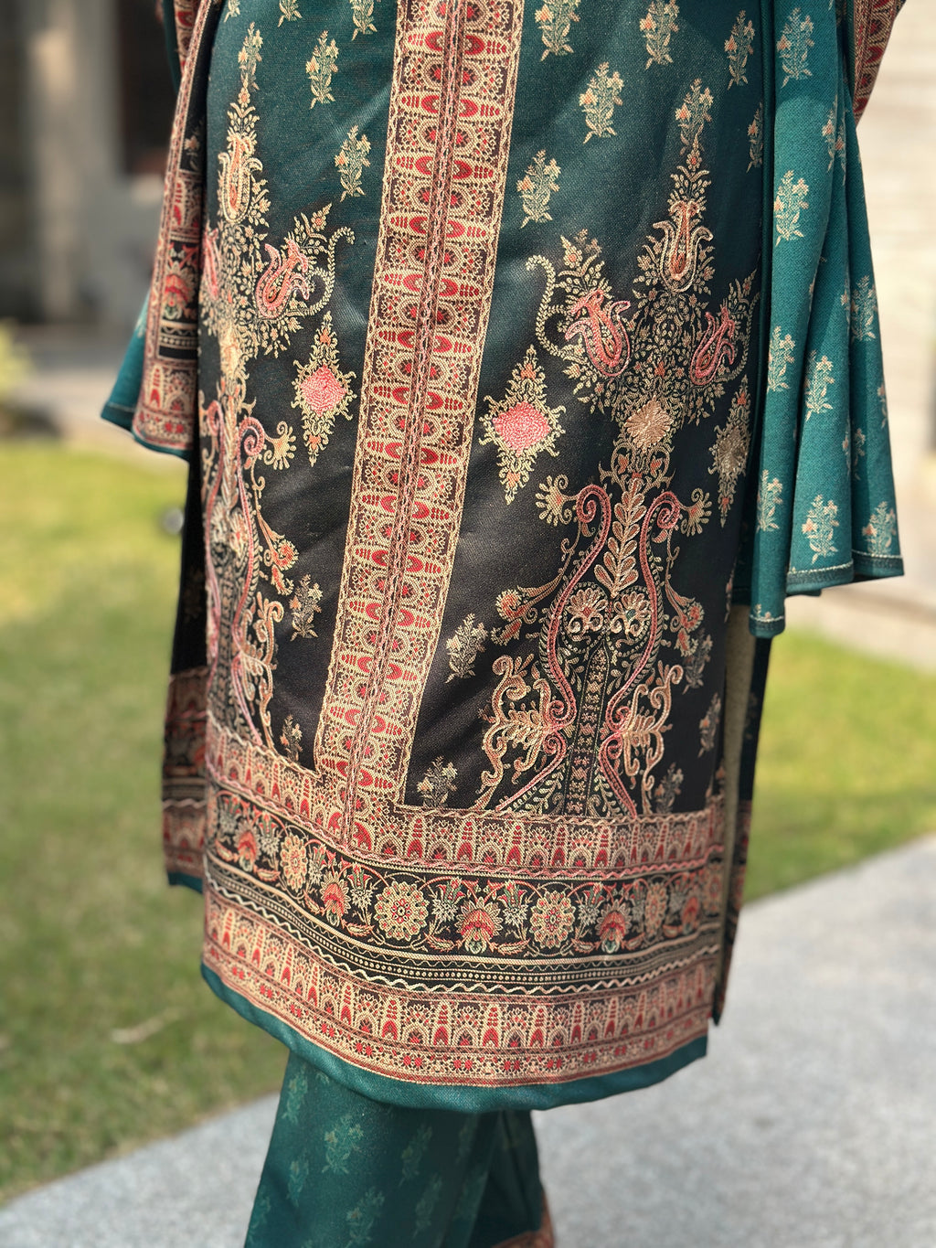 Vine Elegance - Label Tu Hai