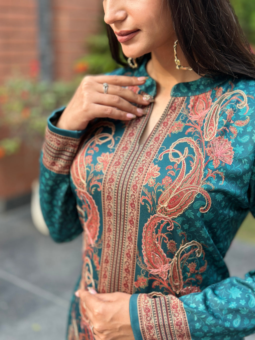 Paisley Charm - Label Tu Hai